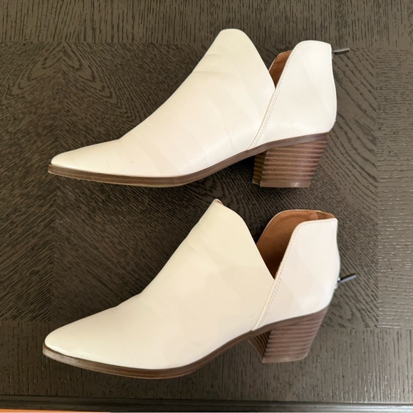 Indigo Rd. Womens Block Heel Nadia Booties, 9 Medium, White - Picture 2 of 7